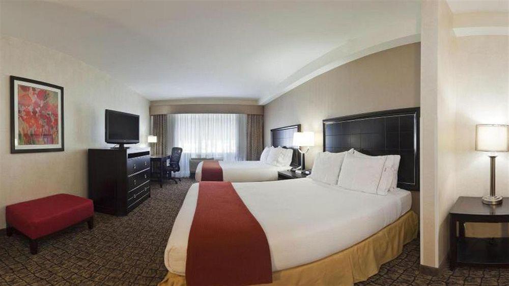 Holiday Inn Express & Suites Alexandria - Fort Belvoir By Ihg Kültér fotó
