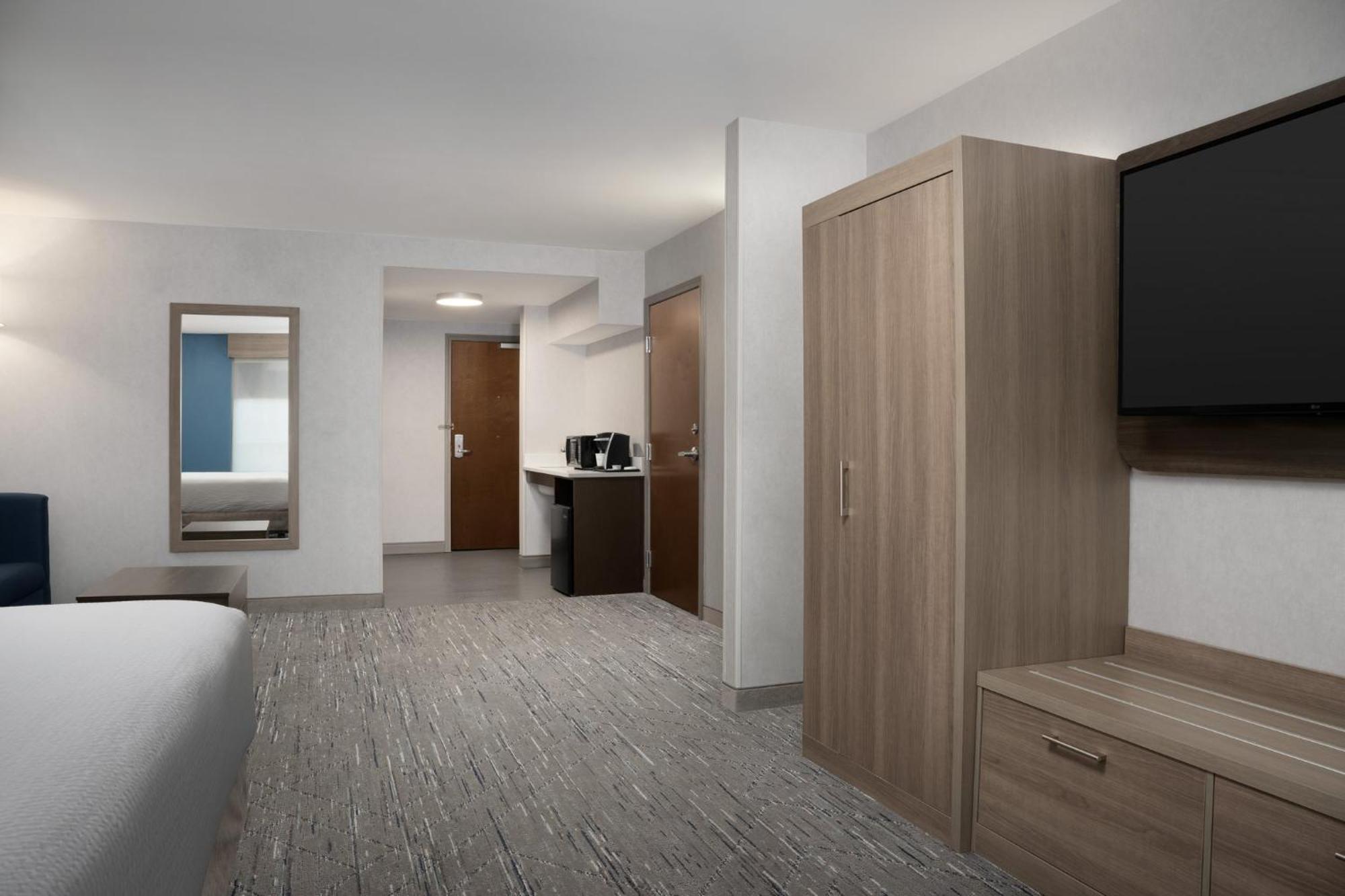 Holiday Inn Express & Suites Alexandria - Fort Belvoir By Ihg Kültér fotó